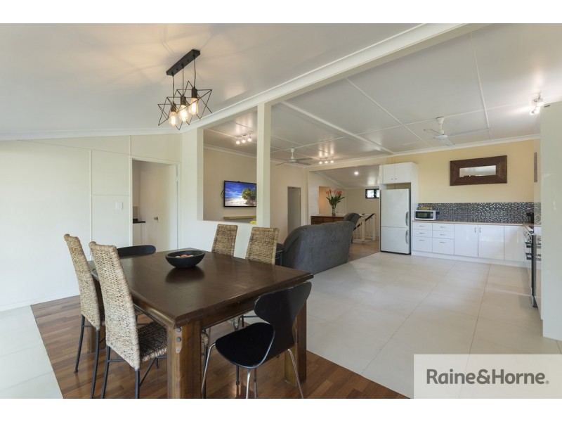13 Mossman Street, Mossman QLD 4873