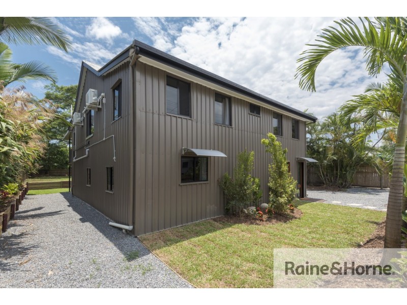 13 Mossman Street, Mossman QLD 4873