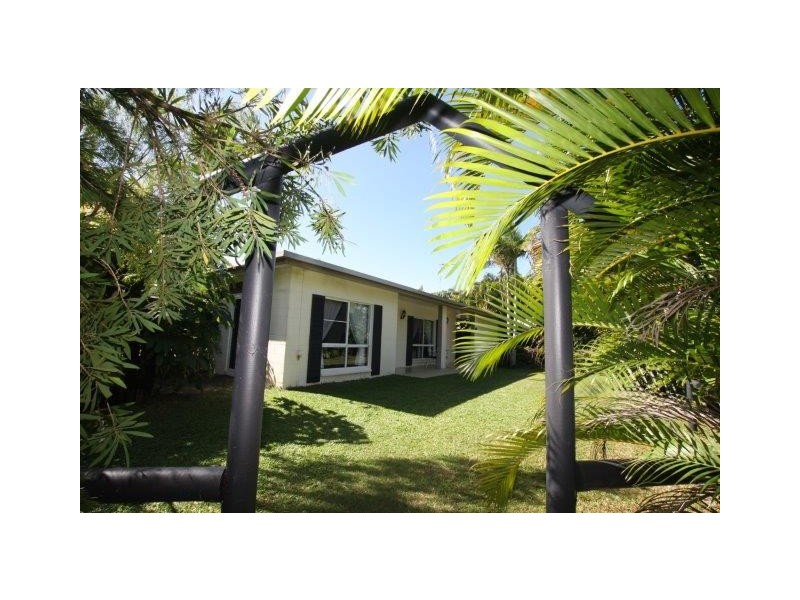 2 Janbal Street, Wonga Beach QLD 4873