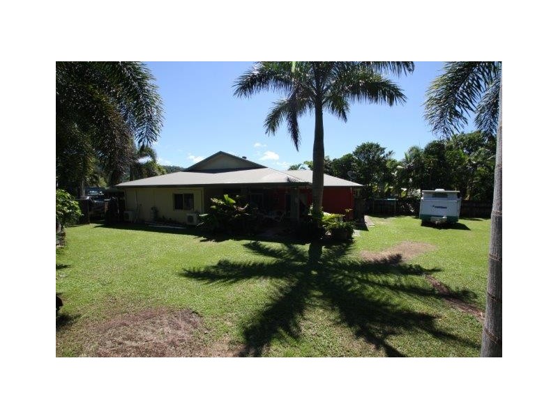 12 Billfish Close, Wonga QLD 4873