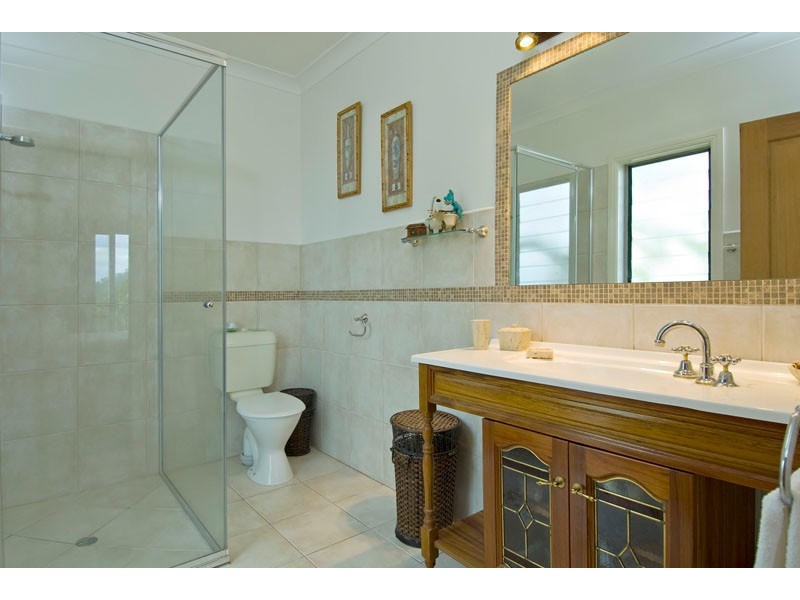 2 Seaview Crt Rocky Point, Port Douglas QLD 4877