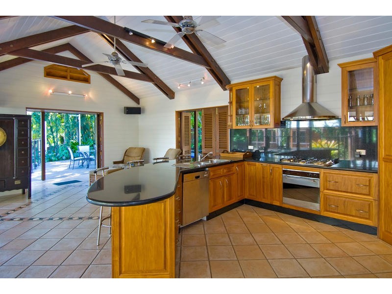 10 Wharf Street, Port Douglas QLD 4877