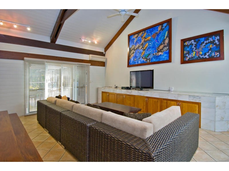 10 Wharf Street, Port Douglas QLD 4877