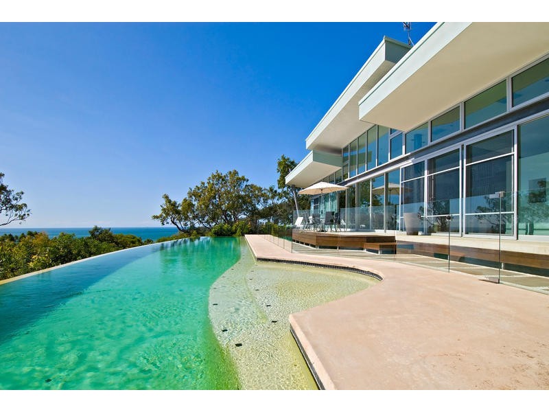 30 Bruce Ave, Oak Beach QLD 4877