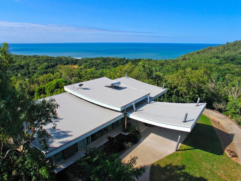 30 Bruce Ave, Oak Beach QLD 4877