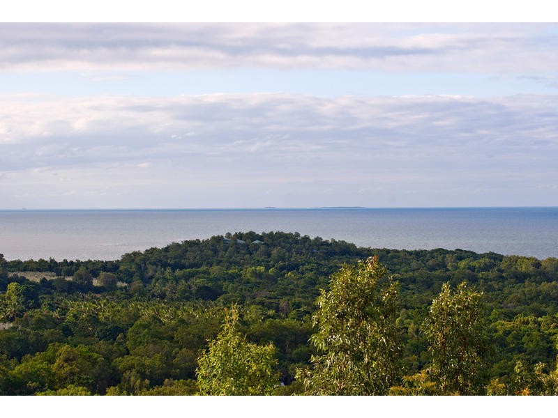 30 Bruce Ave, Oak Beach QLD 4877