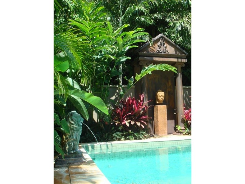 17  Oak Street, Oak Beach QLD 4877