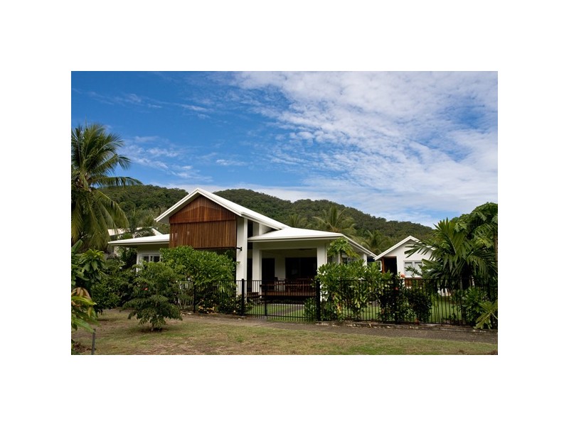 5 Calophyllum Close, Wonga QLD 4873