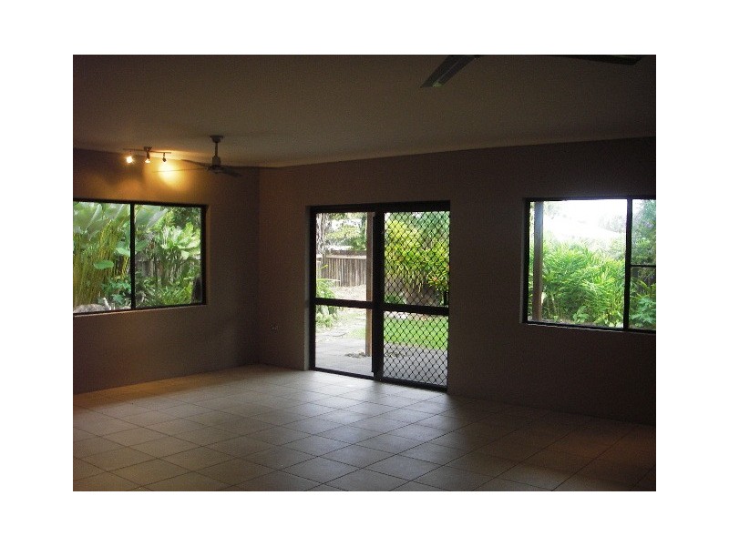 3 Jacaranda Close, Cooya Beach QLD 4873