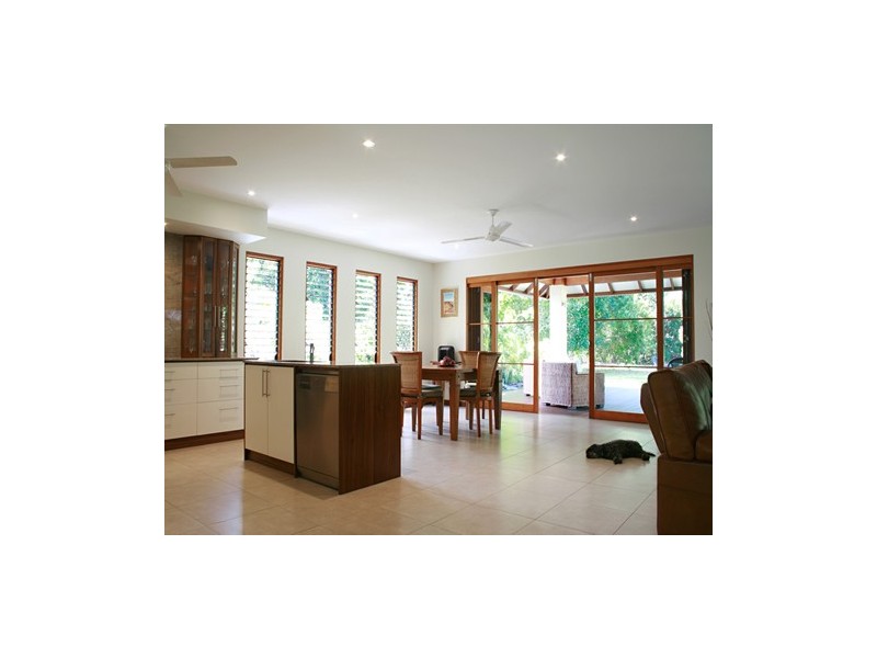 31 Marlin Drive, Wonga QLD 4873