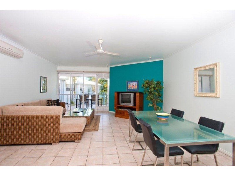 325 The Esplanade, Port Douglas QLD 4877