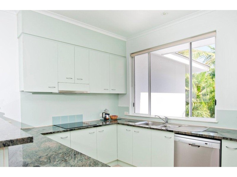 325 The Esplanade, Port Douglas QLD 4877