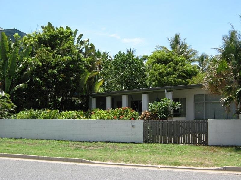 7 The Esplanade, Port Douglas QLD 4877