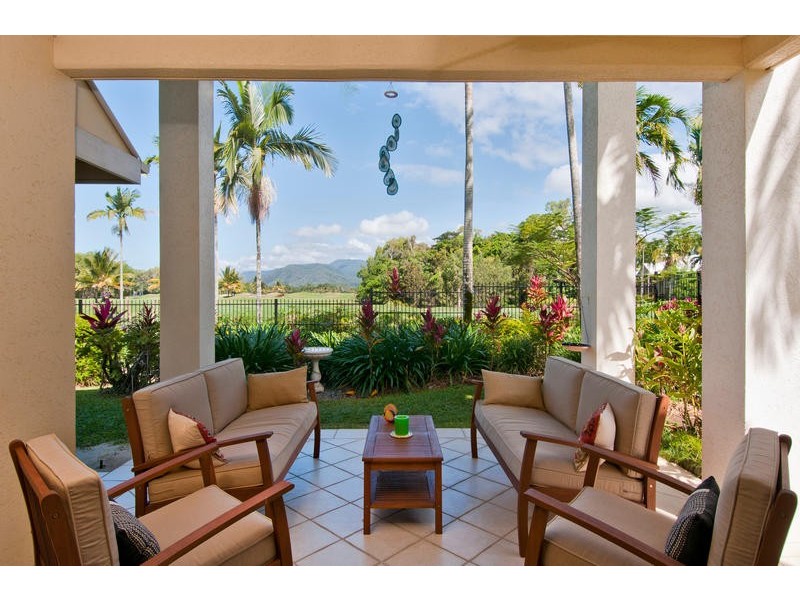 4 Paradise Links, Port Douglas QLD 4877