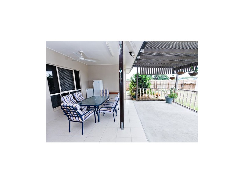 4 Gerygone Close, Mossman QLD 4873
