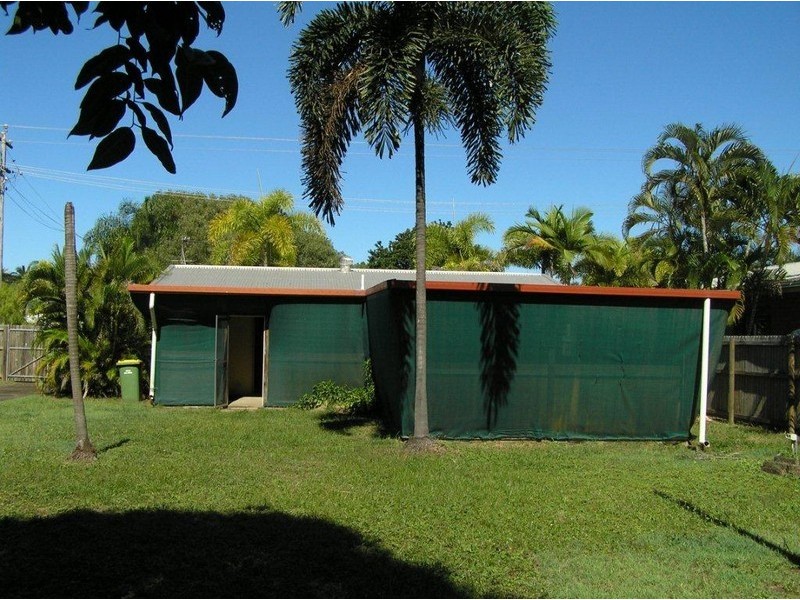 28  snapper island drive, Wonga QLD 4873