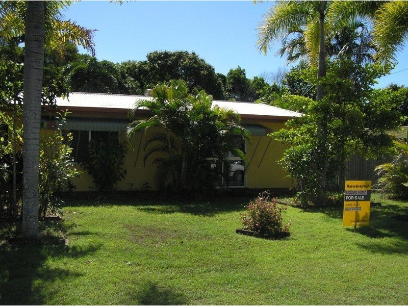 28  snapper island drive, Wonga QLD 4873