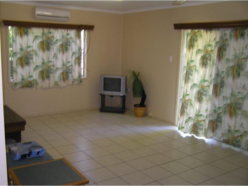 28  snapper island drive, Wonga QLD 4873
