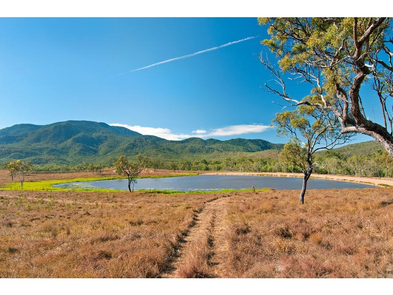 630 Bakers Rd, Mount Molloy QLD 4871