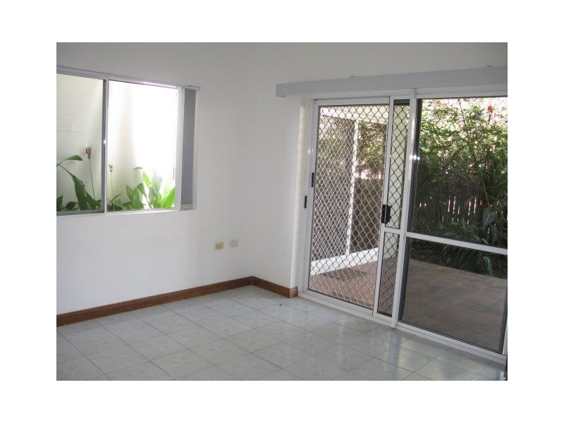 15 Endeavour Street, Port Douglas QLD 4877