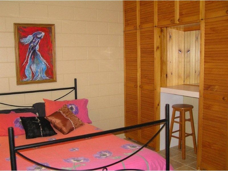 8 Little Street, Mount Molloy QLD 4871