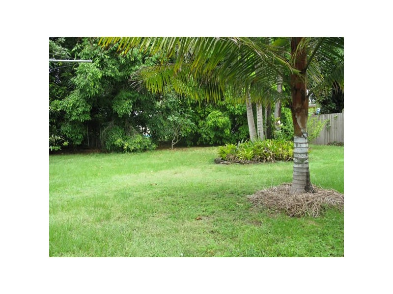 15 Snapper Island Drive, Wonga QLD 4873