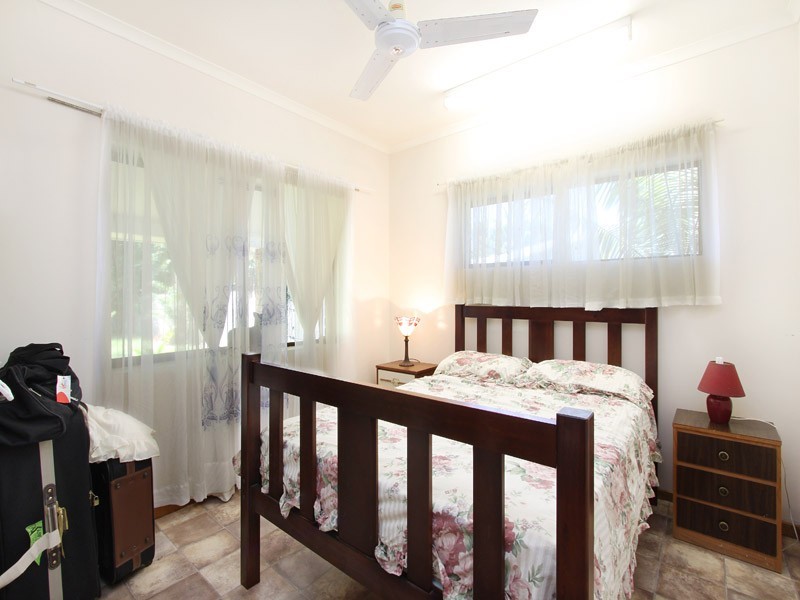 15 Snapper Island Drive, Wonga QLD 4873