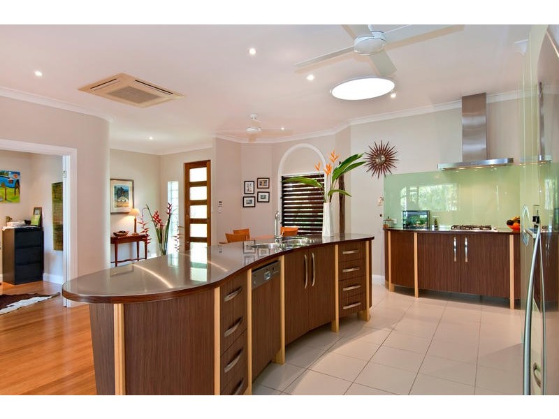 47  Endeavour St, Port Douglas QLD 4877