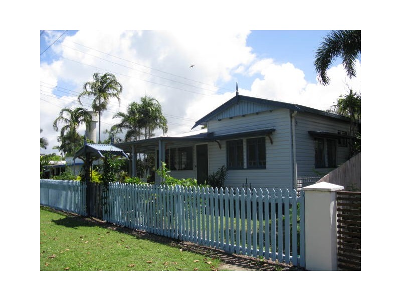 86 Marine Parade, Newell QLD 4873