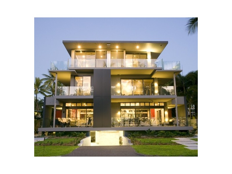 15 The Esplanade, Port Douglas QLD 4877