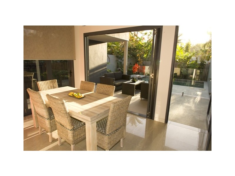 15 The Esplanade, Port Douglas QLD 4877