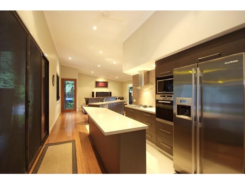 3 Colenso Road, Port Douglas QLD 4877