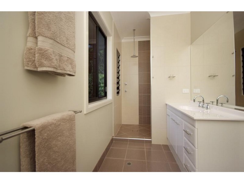 3 Colenso Road, Port Douglas QLD 4877