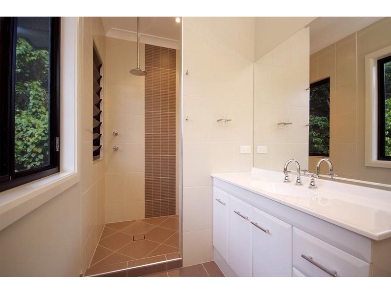 3 Colenso Road, Port Douglas QLD 4877