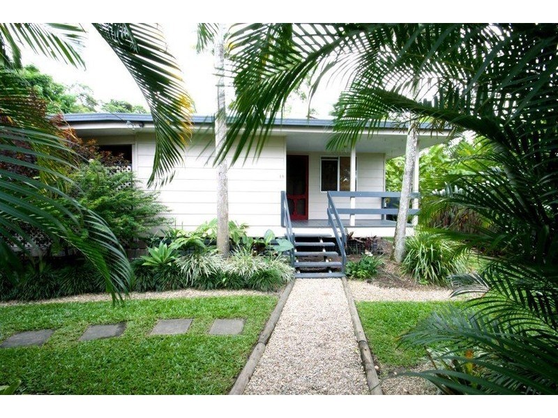 15 Wattle Close, Mossman QLD 4873