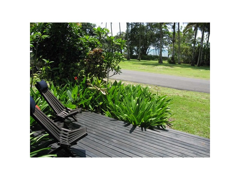 106 Marine Pde, Newell QLD 4873