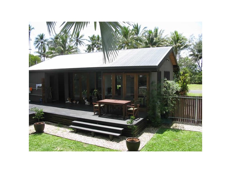 106 Marine Pde, Newell QLD 4873