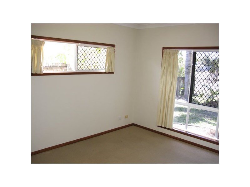 8 Shalom Close, Cooya Beach QLD 4873