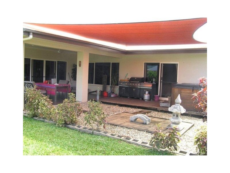 3 Gerygone Close, Mossman QLD 4873