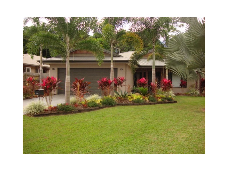 6 White Oak, Mossman QLD 4873