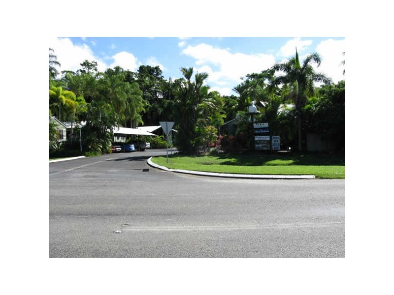 9 Alchera Drive, Mossman QLD 4873