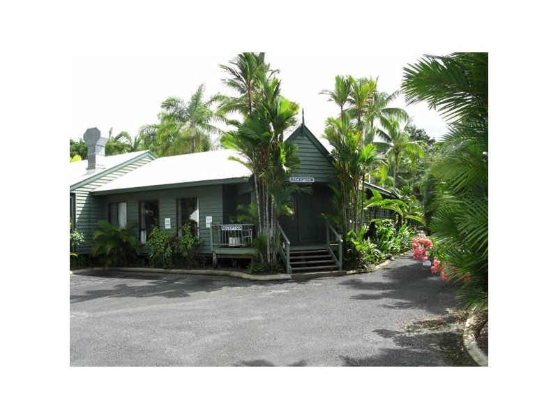 9 Alchera Drive (the White Cockatoo), Mossman QLD 4873