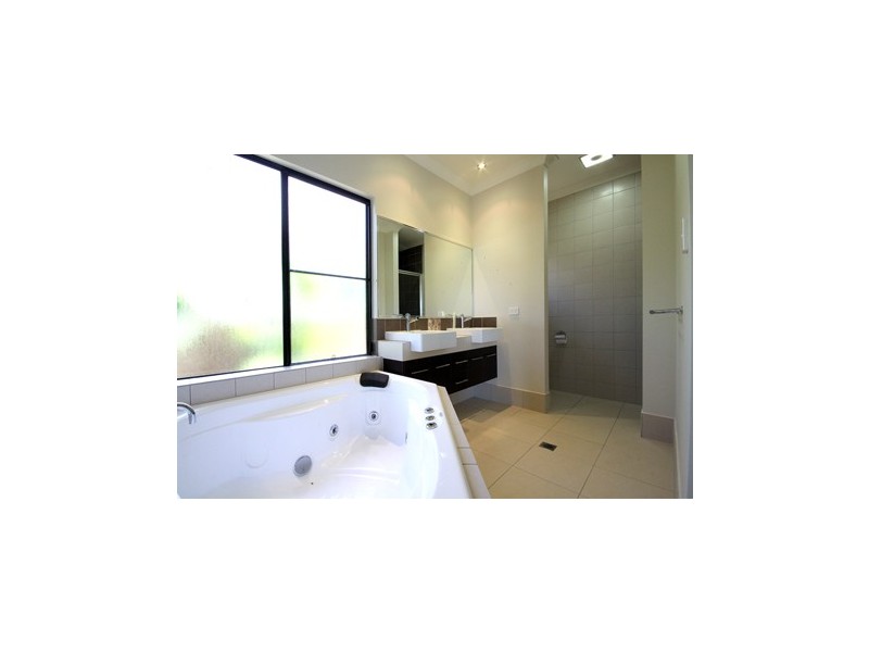 10 Dulku Close, Port Douglas QLD 4877