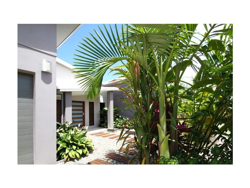10 Dulku Close, Port Douglas QLD 4877
