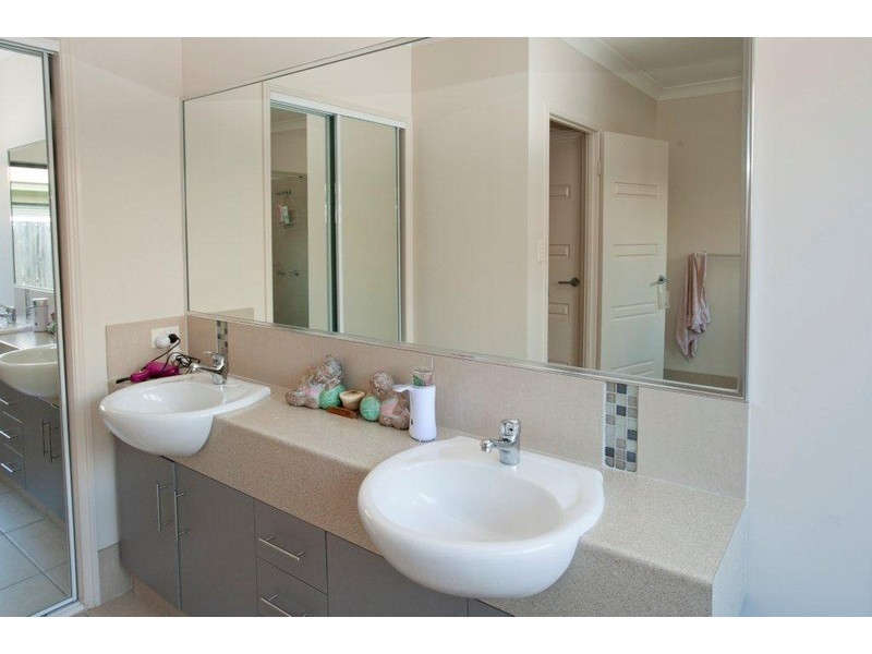 11 Sandpiper Street, Port Douglas QLD 4877