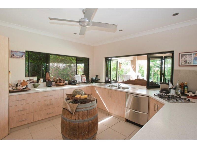 11 Sandpiper Street, Port Douglas QLD 4877