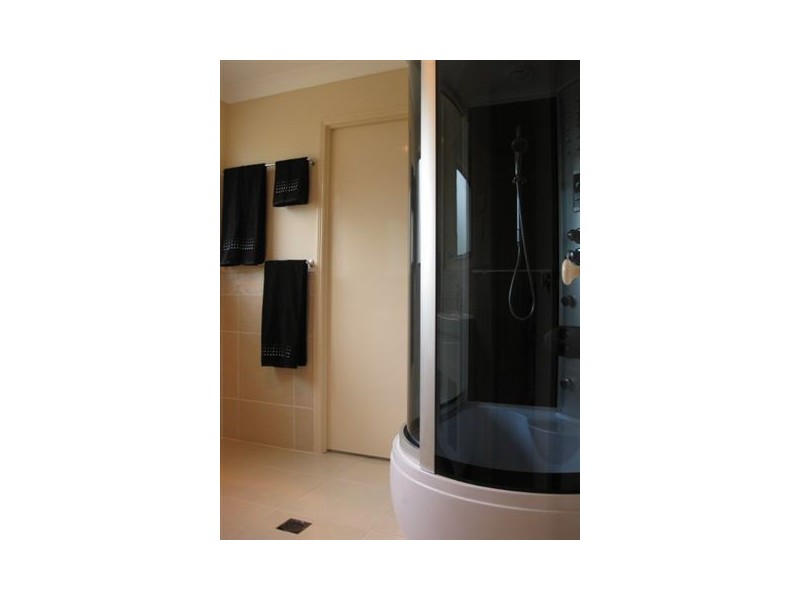 1 Millis Way, Nanango QLD 4615