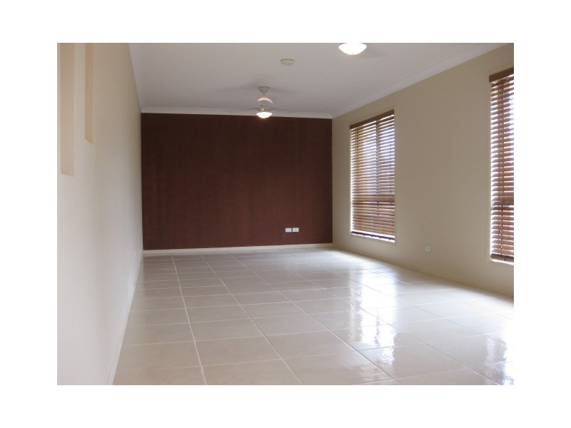 1 Millis Way, Nanango QLD 4615