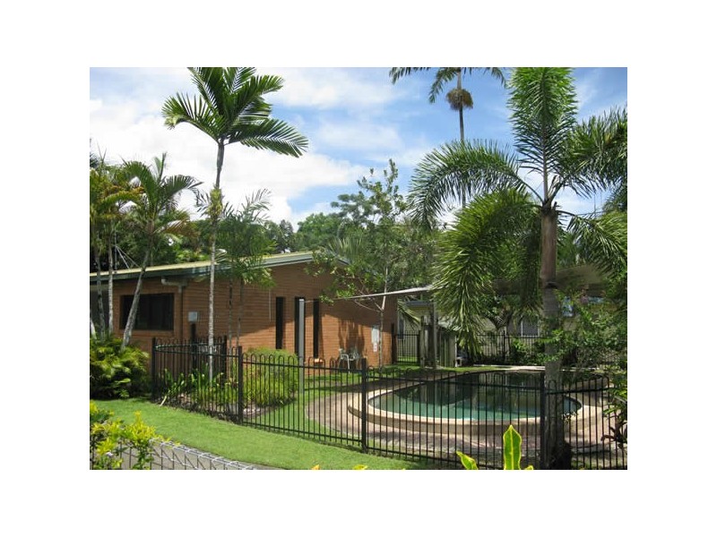 1/40 Marine Pde, Newell QLD 4873