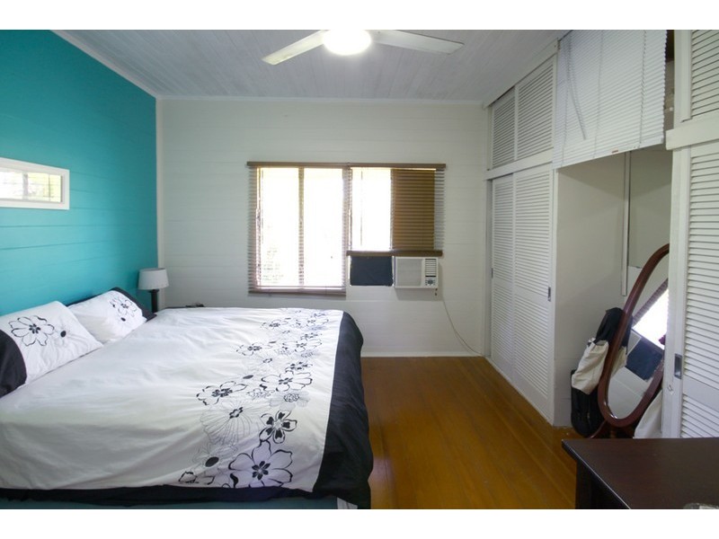 3 Owen Street, Mossman QLD 4873